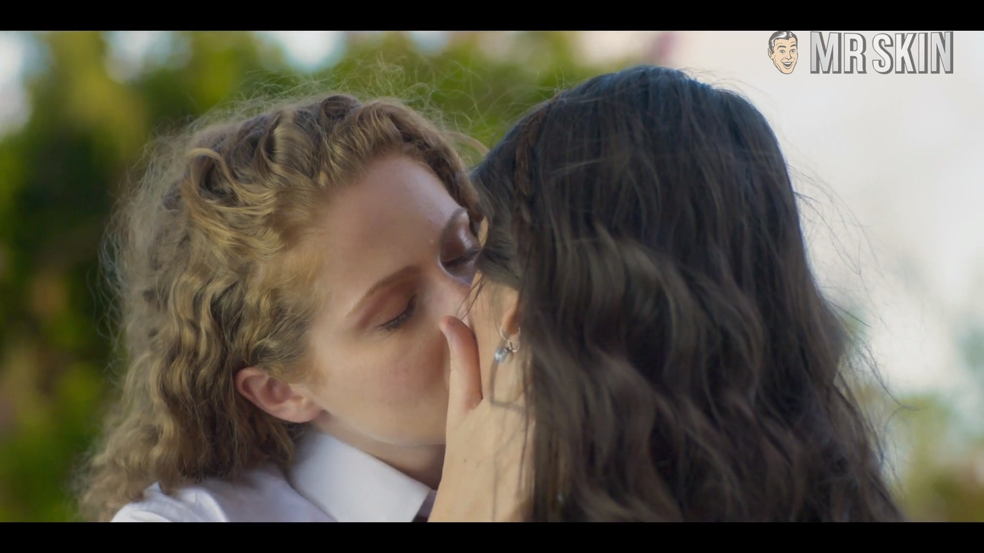 Hottest Isabel Marshall Scenes. Lesbian. 328167