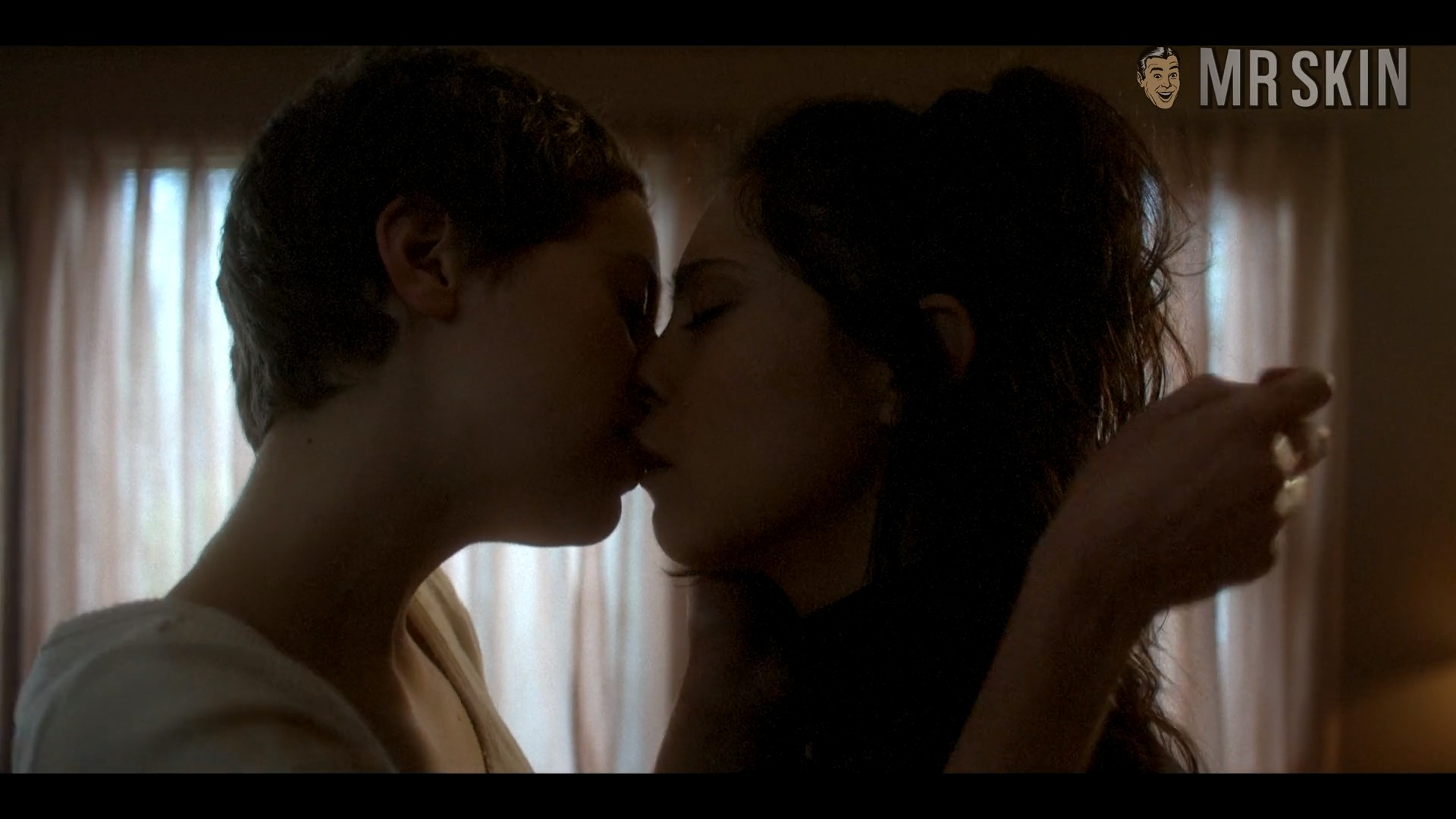 Sexiest Scenes of Lisa N. Nova from Brand New Cherry Flavor. Lesbian, breasts, left breast. 326585