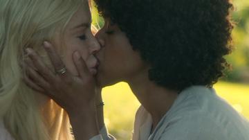 Tiffany Boone, Nicole Kidman in Nine Perfect Strangers (2021-2025) Lesbian Bikini Breasts 327539