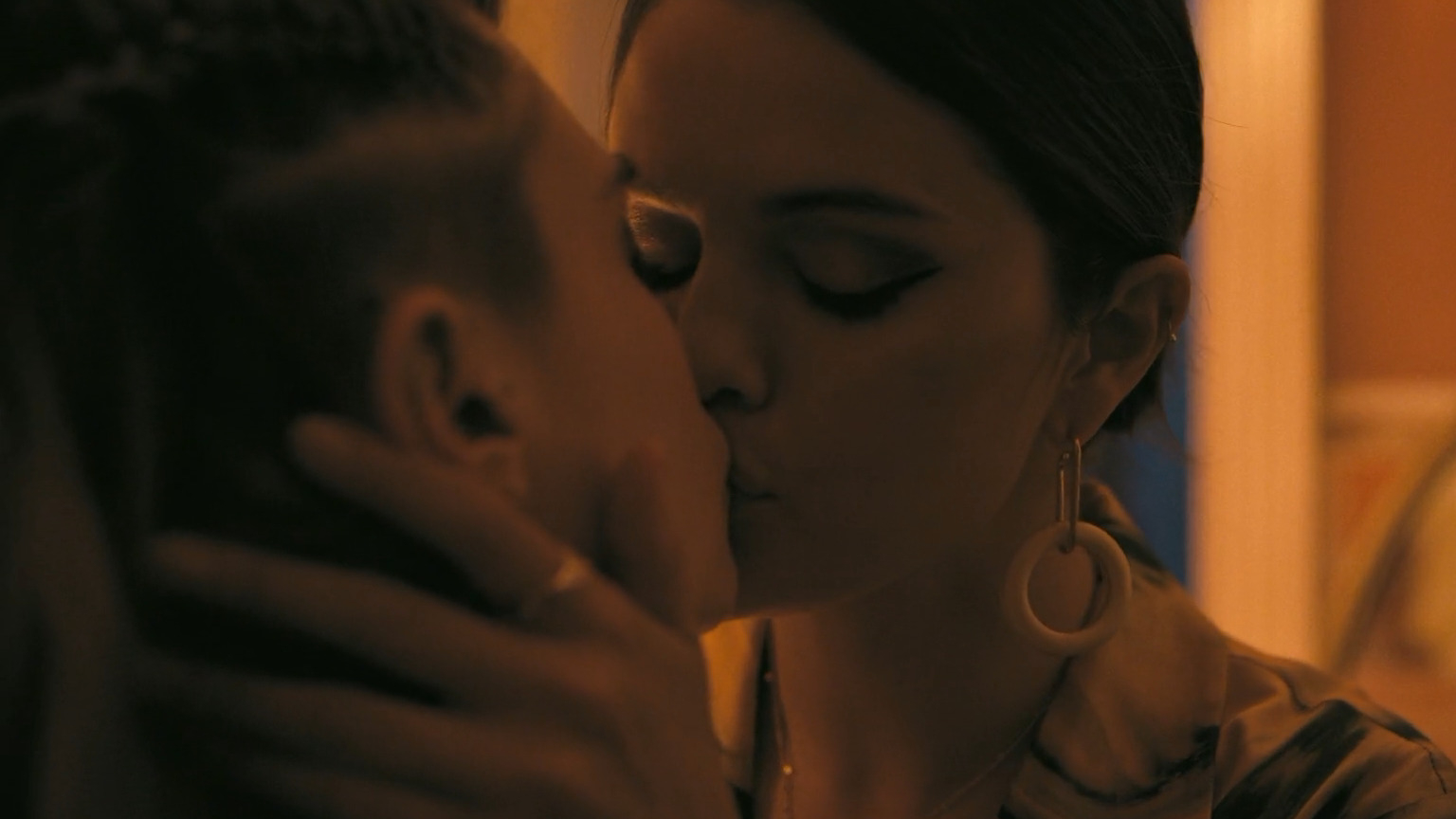 Sexiest Scenes of Mabel Mora from Only Murders in the Building. Lesbian, sexy. 340535