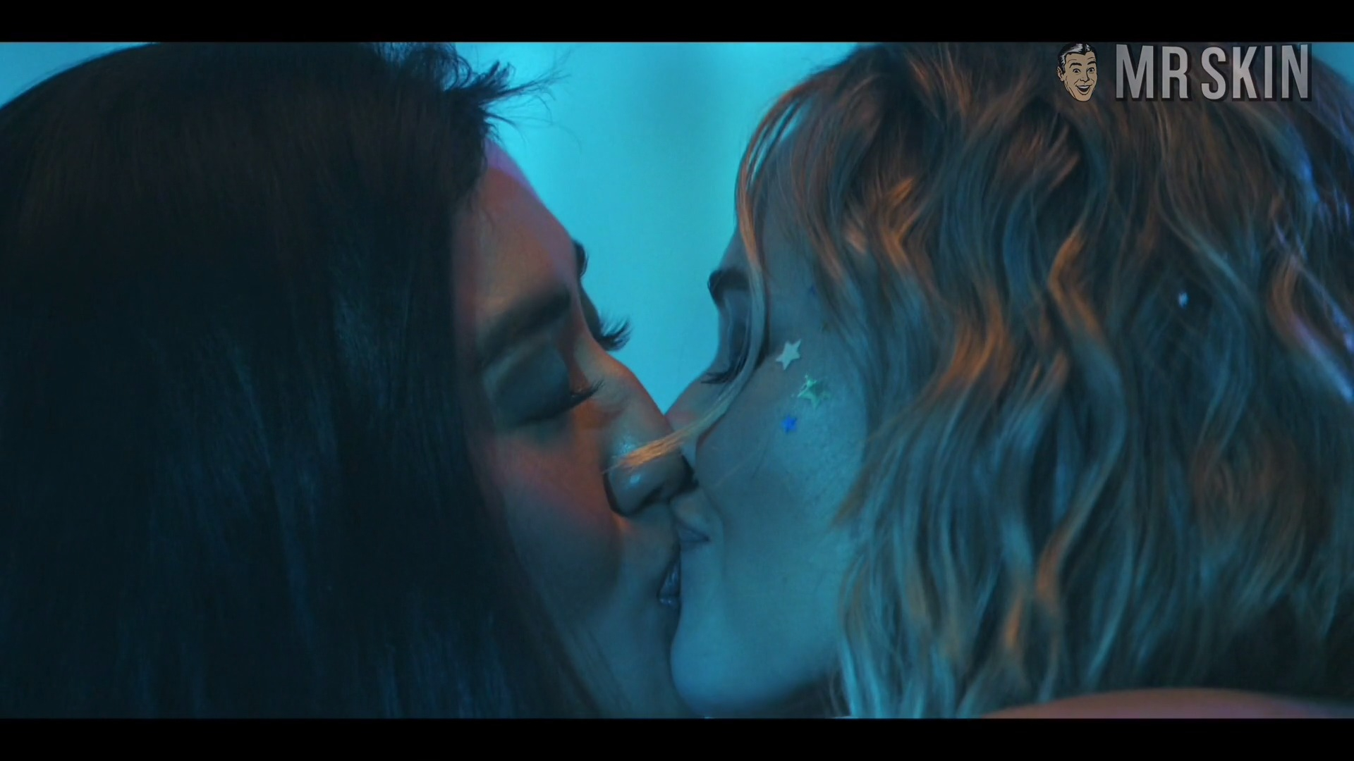 I Know What You Did Last Summer's Sexiest Scenes with Madison Iseman. Lesbian, bikini, breasts. 329874