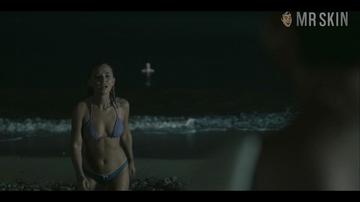 Madison Iseman in I Know What You Did Last Summer (2021) Underwear Bikini Breasts 331074