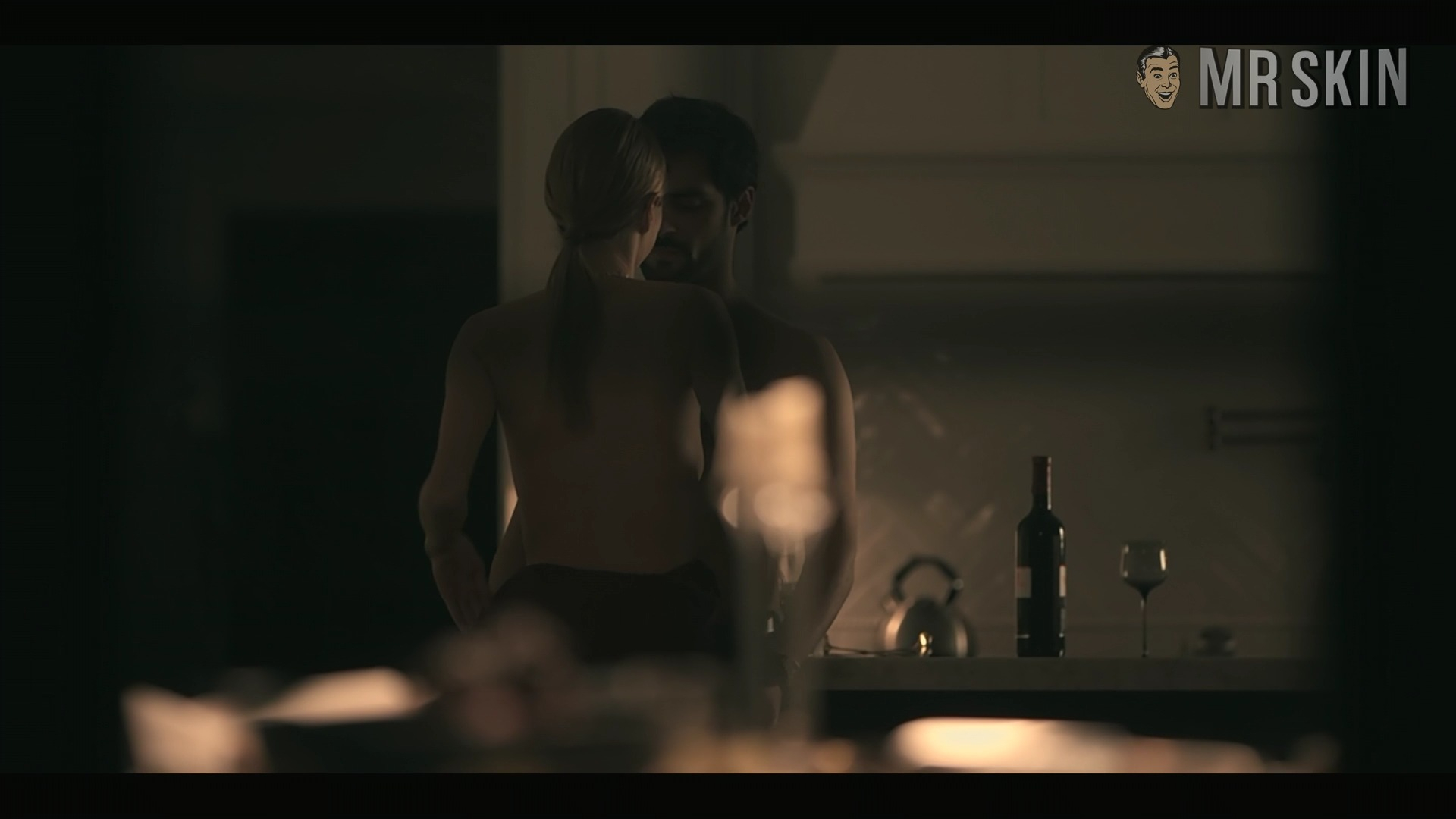 Hottest Amanda Hornsby Scenes. Sexy, bikini. 330417