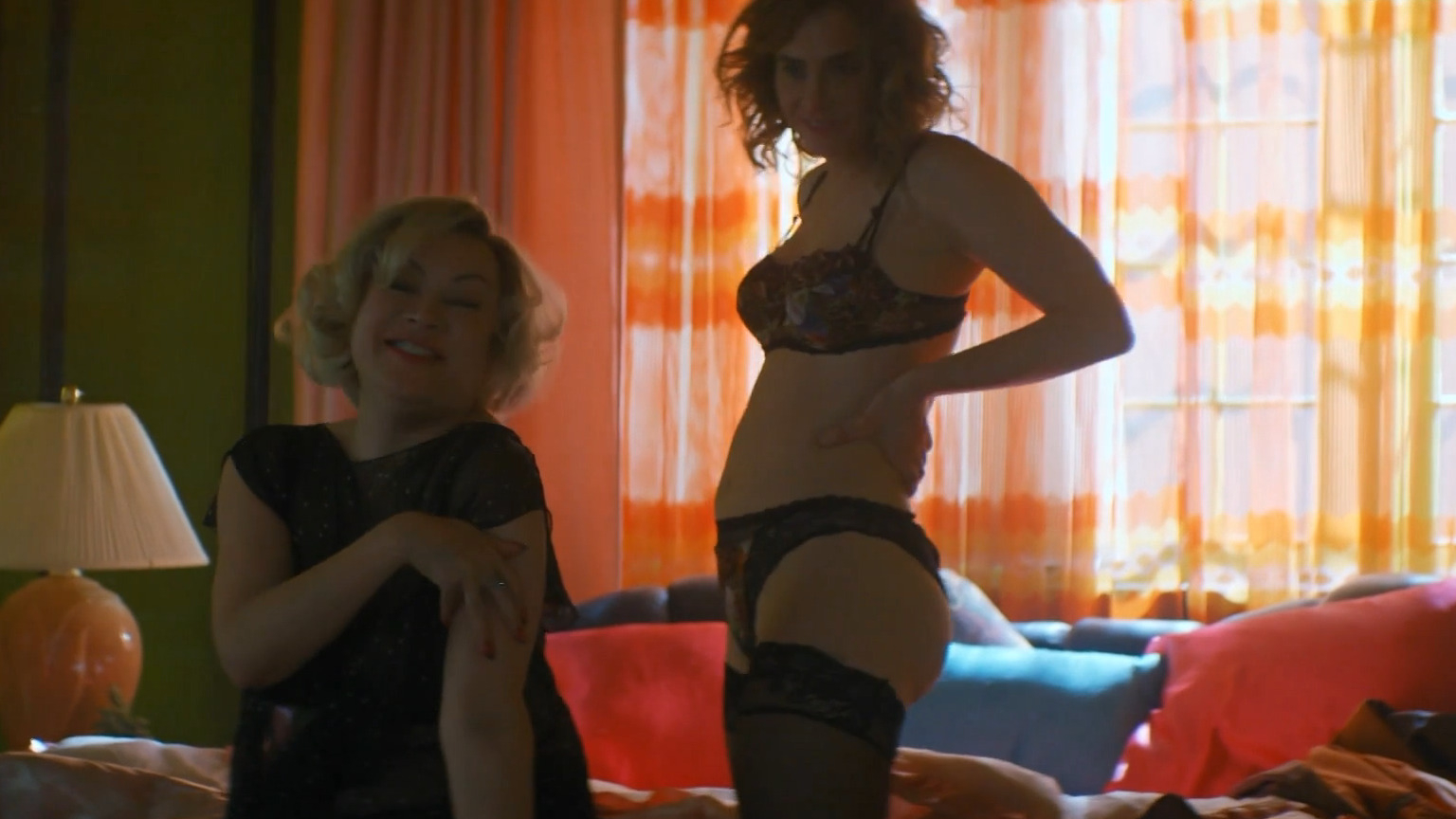 Fiona Dourif, Jennifer Tilly in Chucky (2021-2023) Lesbian Underwear Sexy Lesbian Sexy 331386