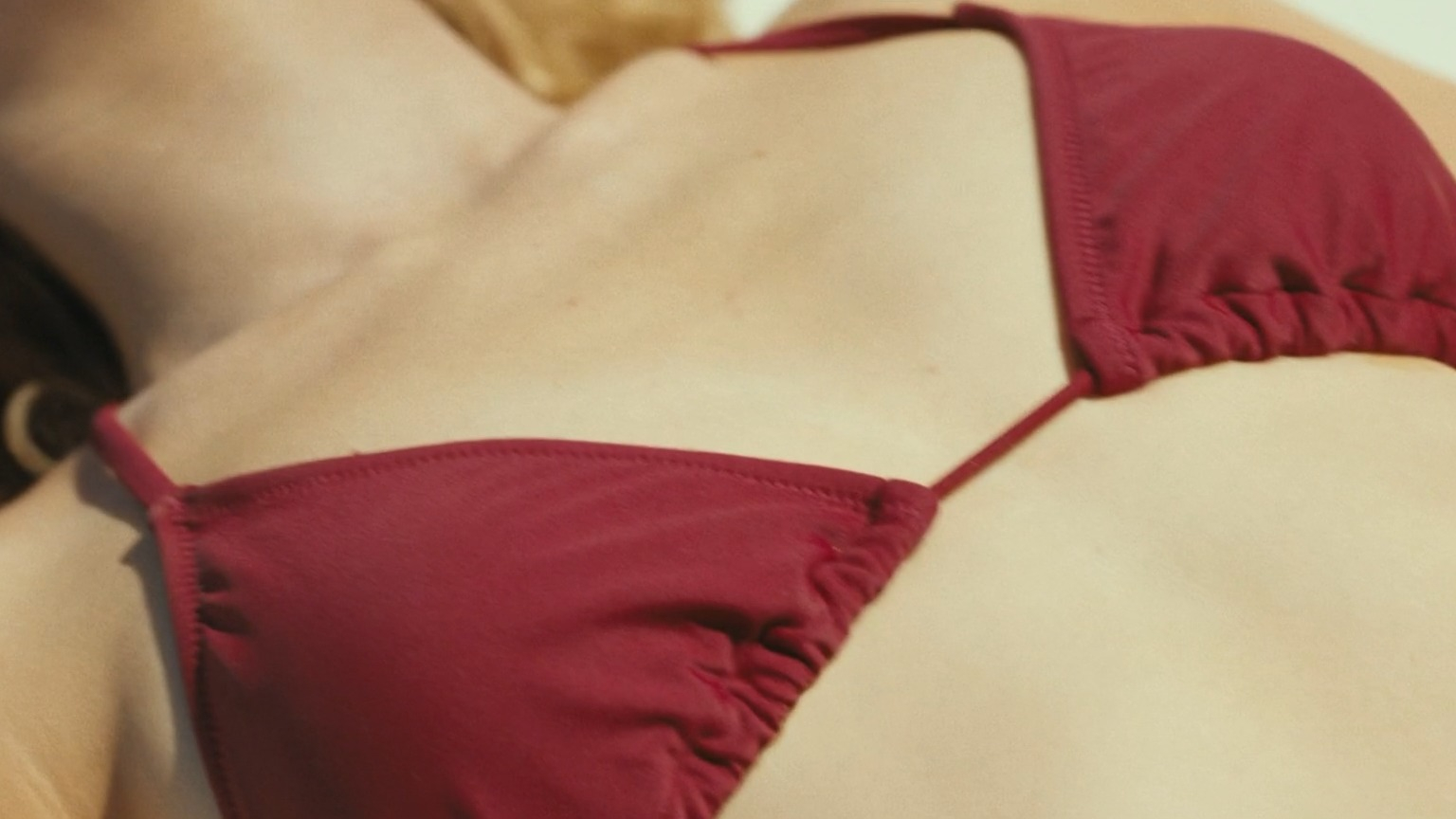 Sexiest Scenes of Iris from Mayor of Kingstown. Bikini, breasts, butt. 342371