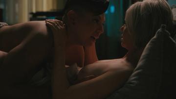 Cynthia Nixon, Sara Ramirez in And Just Like That… (2021-2025) Breasts Lesbian Sexy Breasts Bush 333864