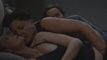 Cynthia Nixon, Sara Ramirez in And Just Like That… (2021-2025) Lesbian Sexy Breasts Bush 344834