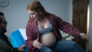 Isla Fisher in Wolf Like Me (2022-2023) Sexy Body Double Butt 346144