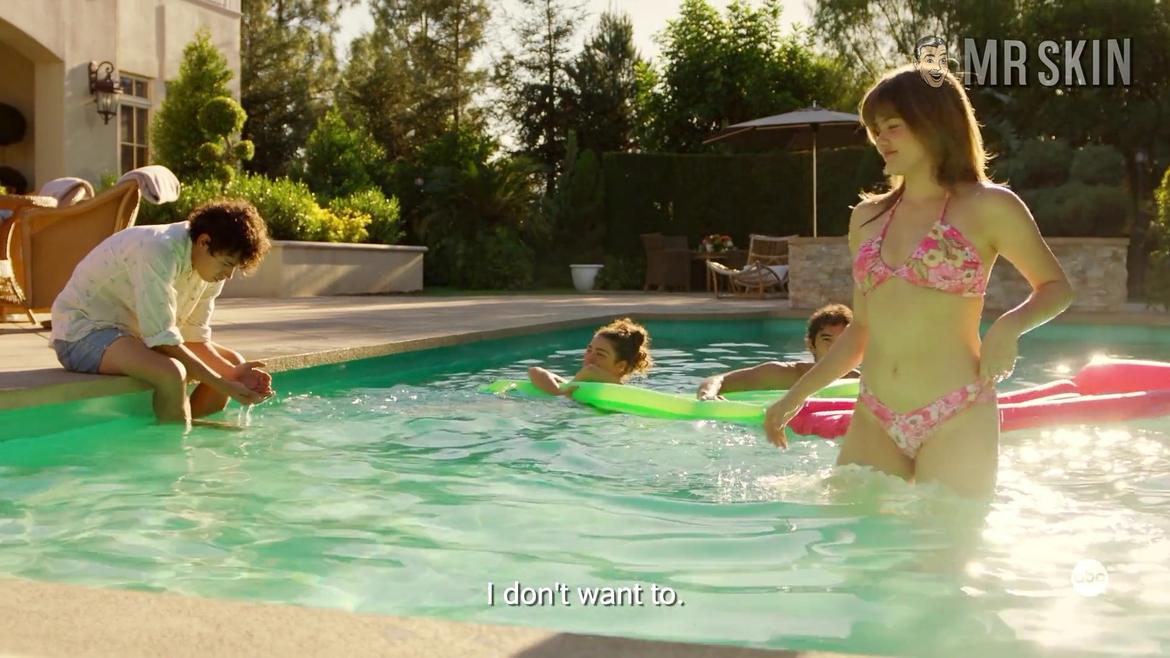 Abbie Gayle, Katya Martín in Promised Land (2022) Bikini Sexy Bikini Sexy 334407