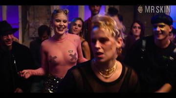 Lea Lavabre in Battle: Freestyle (2022) Sexy Breasts Sexy 337377