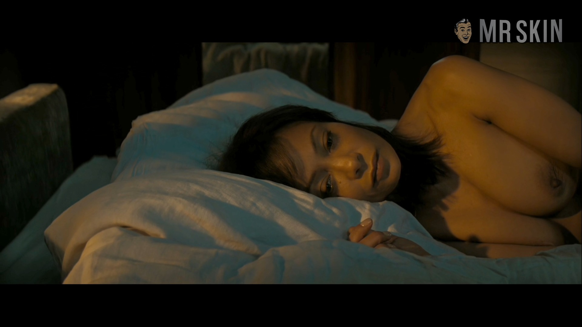 Thandiwe Newton Naked as Celia Harrison. Breasts, Butt, Underwear, left breast, sexy. 337647