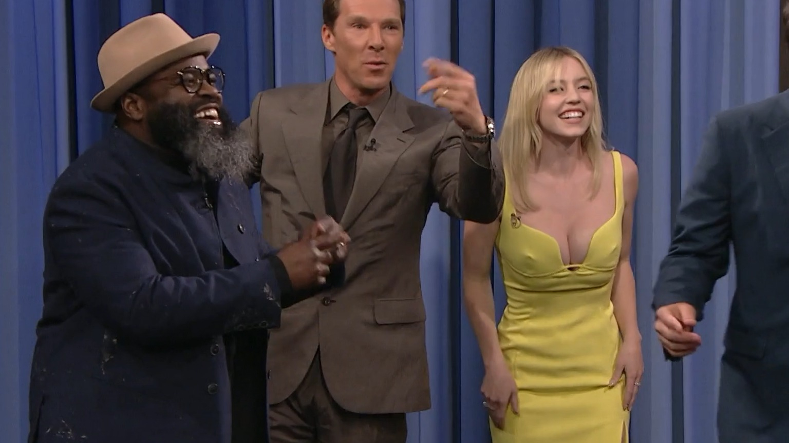 Sydney Sweeney in The Tonight Show Starring Jimmy Fallon (2014-2025) Left Nipslip Breasts Left Nipslip 338685