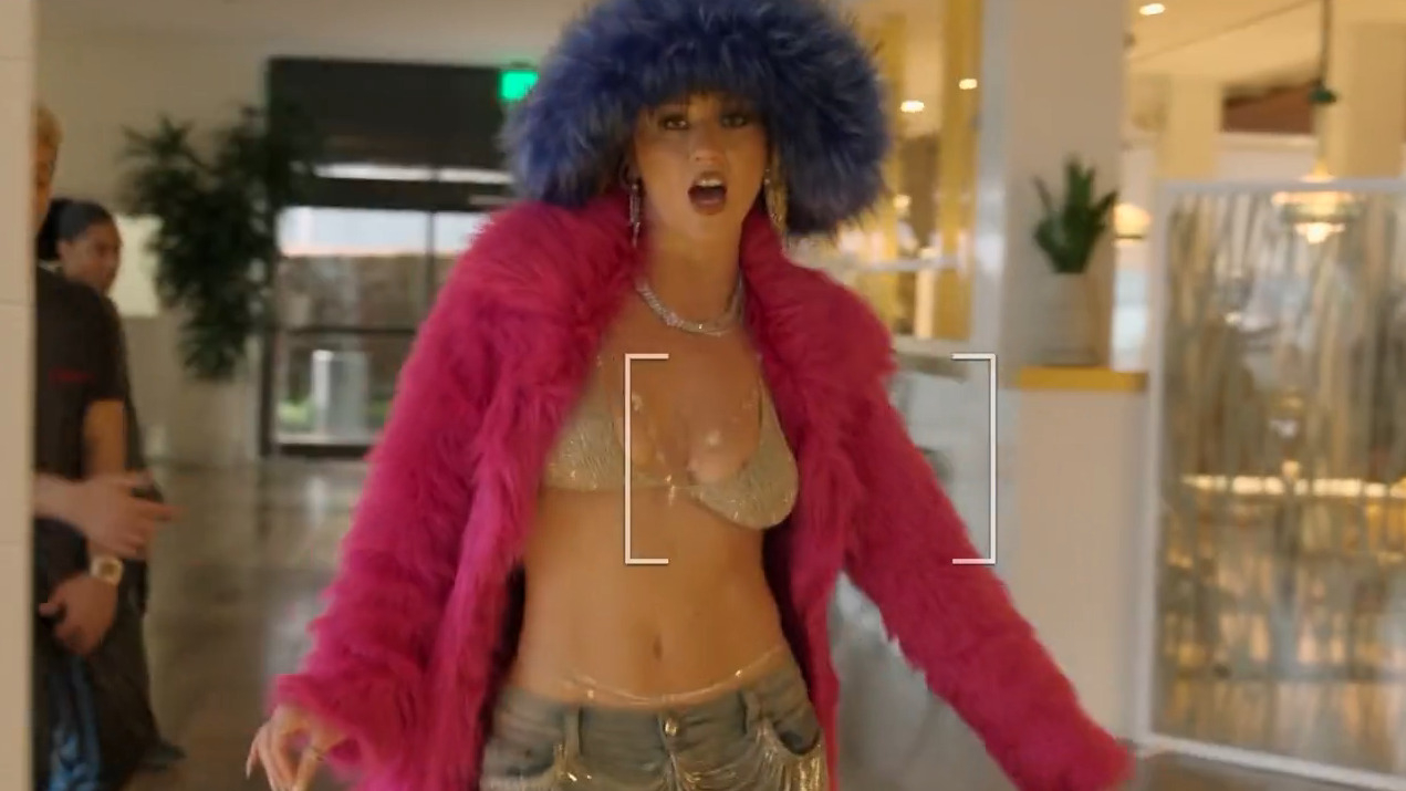 Katrina Cunningham Nude as Reina Reign. Left Breast, Left Nipslip, Sexy, bikini, breasts. 346664