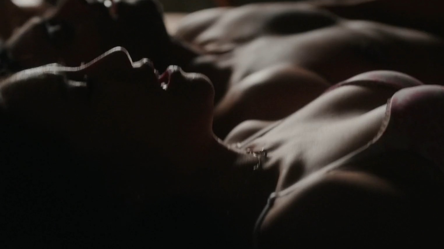 Sexiest Emma Scenes. Underwear. 340630