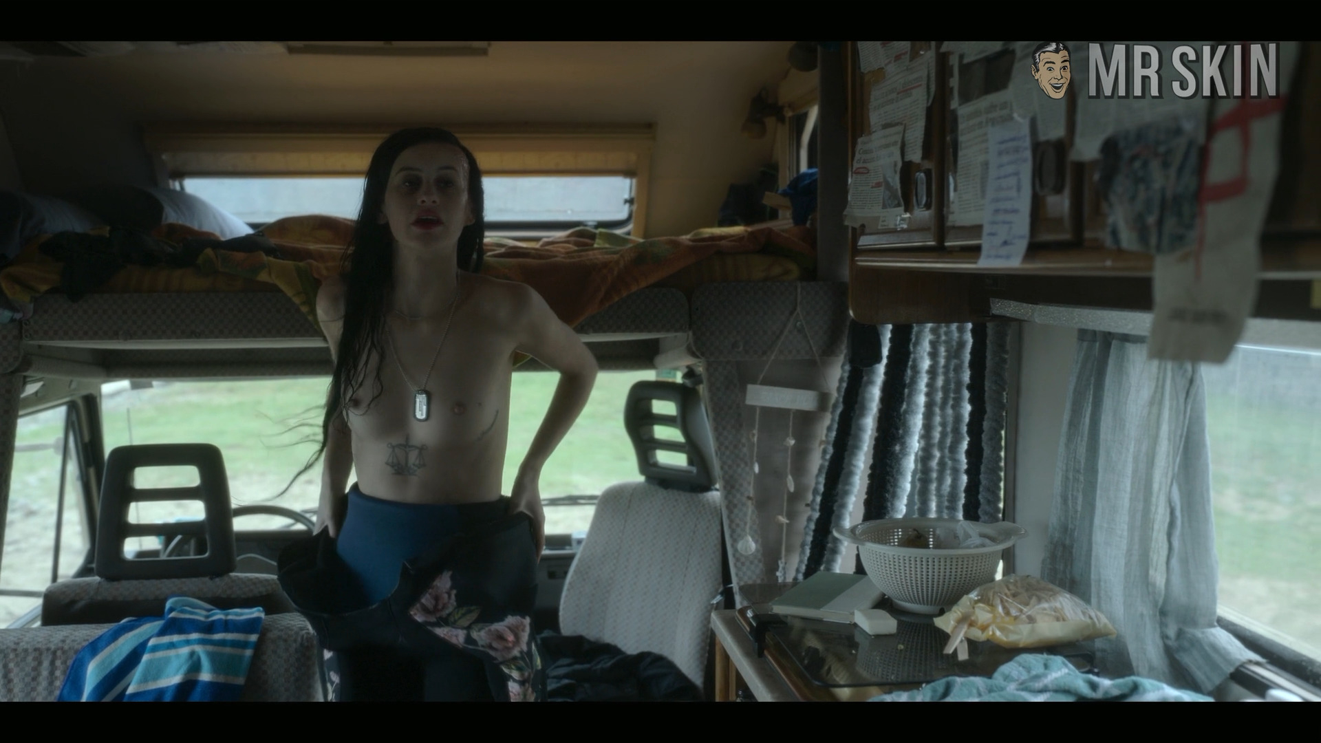 Milena Smit Naked in The Girl in the Mirror. Breasts, lesbian, sexy. 340933