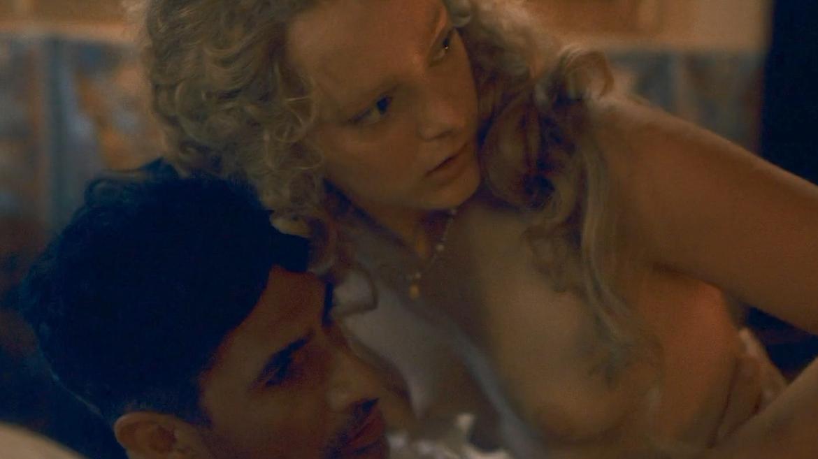 Philippine Velge in The Serpent Queen (2022-2024) Breasts Breasts 350600