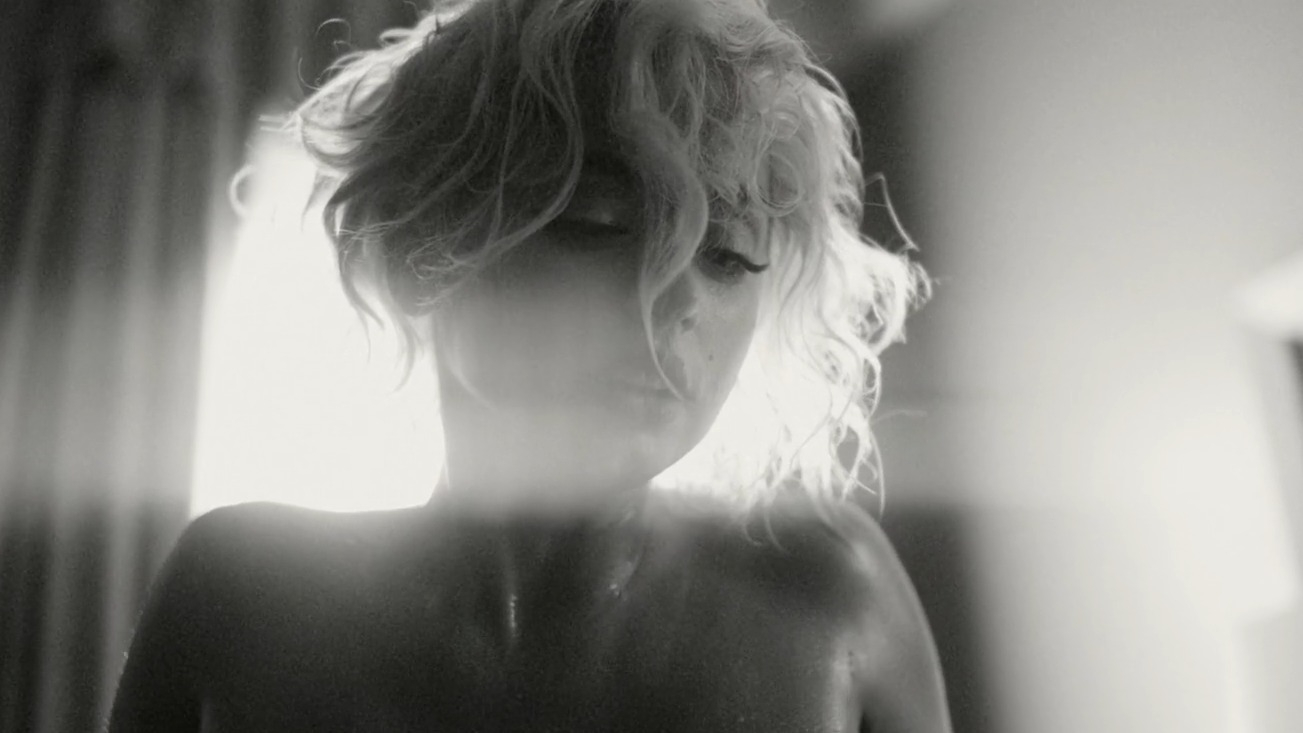 Norma Jeane / Marilyn Monroe from Blonde Naked. Breasts, bikini, butt. 341387