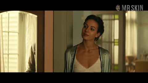 Hottest Antonia Desplat Scene in Shantaram. Sexy. 341504