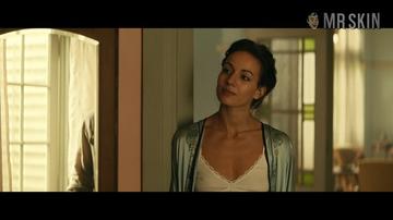 Antonia Desplat in Shantaram (2022) Sexy Sexy 341504