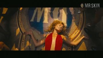 Hottest Margot Robbie Scene in Babylon. Sexy, breasts, lesbian. 342566