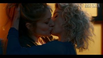 Meritxell Calvo, Ann M. Perelló in Smiley (2022) Lesbian Lesbian Sexy 342017