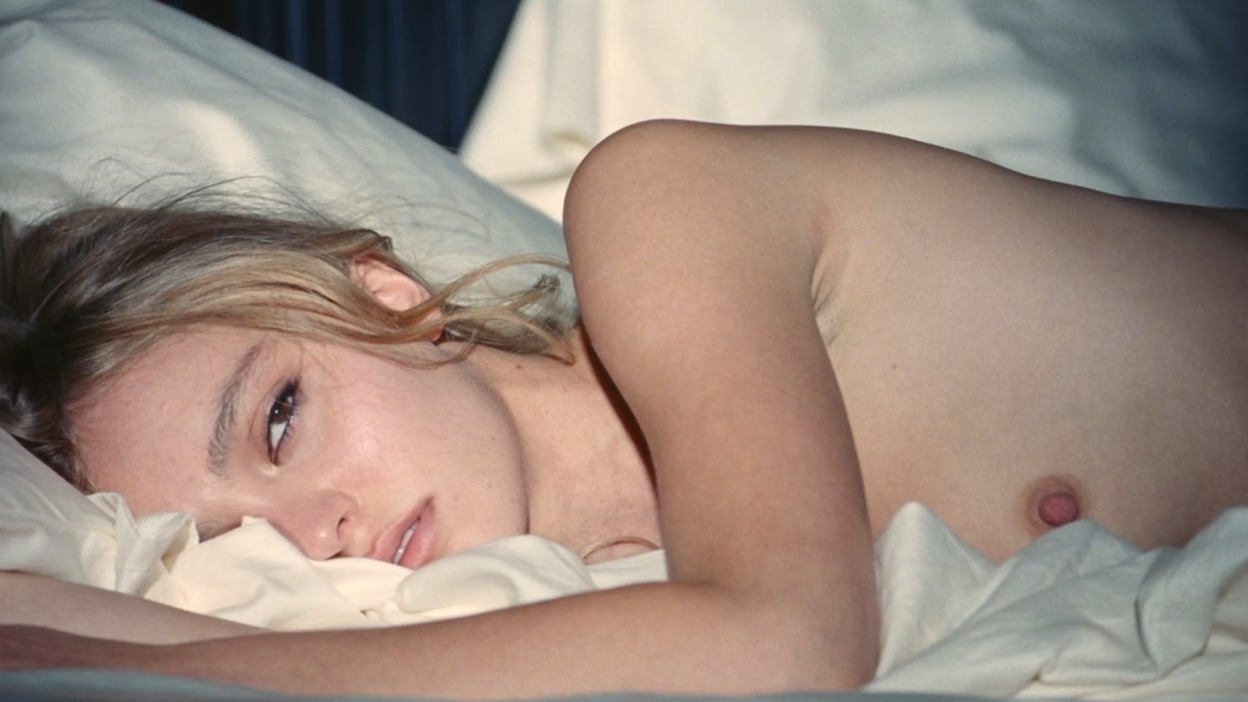 Lily-Rose Depp Nude as Jocelyn. Butt, Left Breast, bikini, breasts. 344738