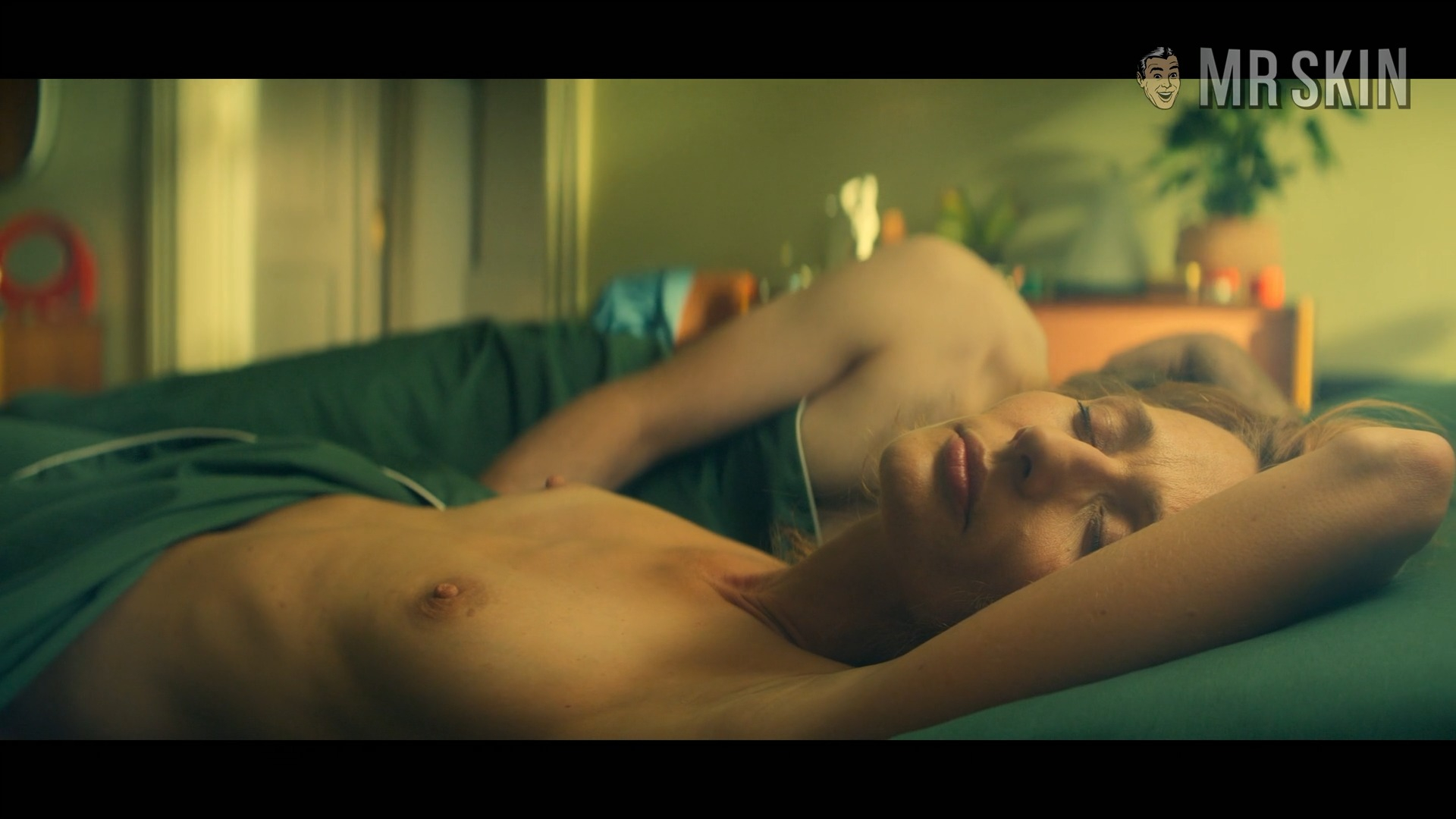 Magdalena Popławska Nude as Helena. Breasts, bush, butt. 342104