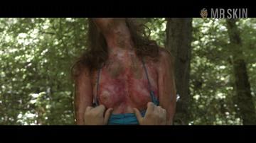 Kaylee Williams Nude as Courtney. Bikini, Breasts, bush, prosthetic. 342272