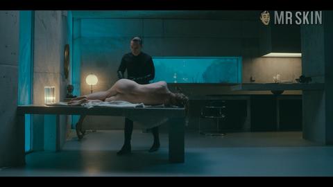 Daria Polunina Nude in A Girl and an Astronaut. Butt. 342820