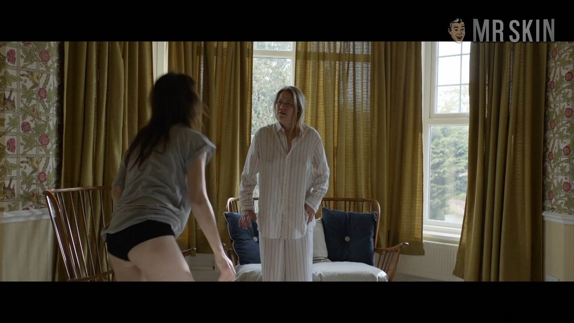 Charlotte Gainsbourg in The Almond and the Seahorse (2022) Lesbian Underwear Lesbian Sexy 343440