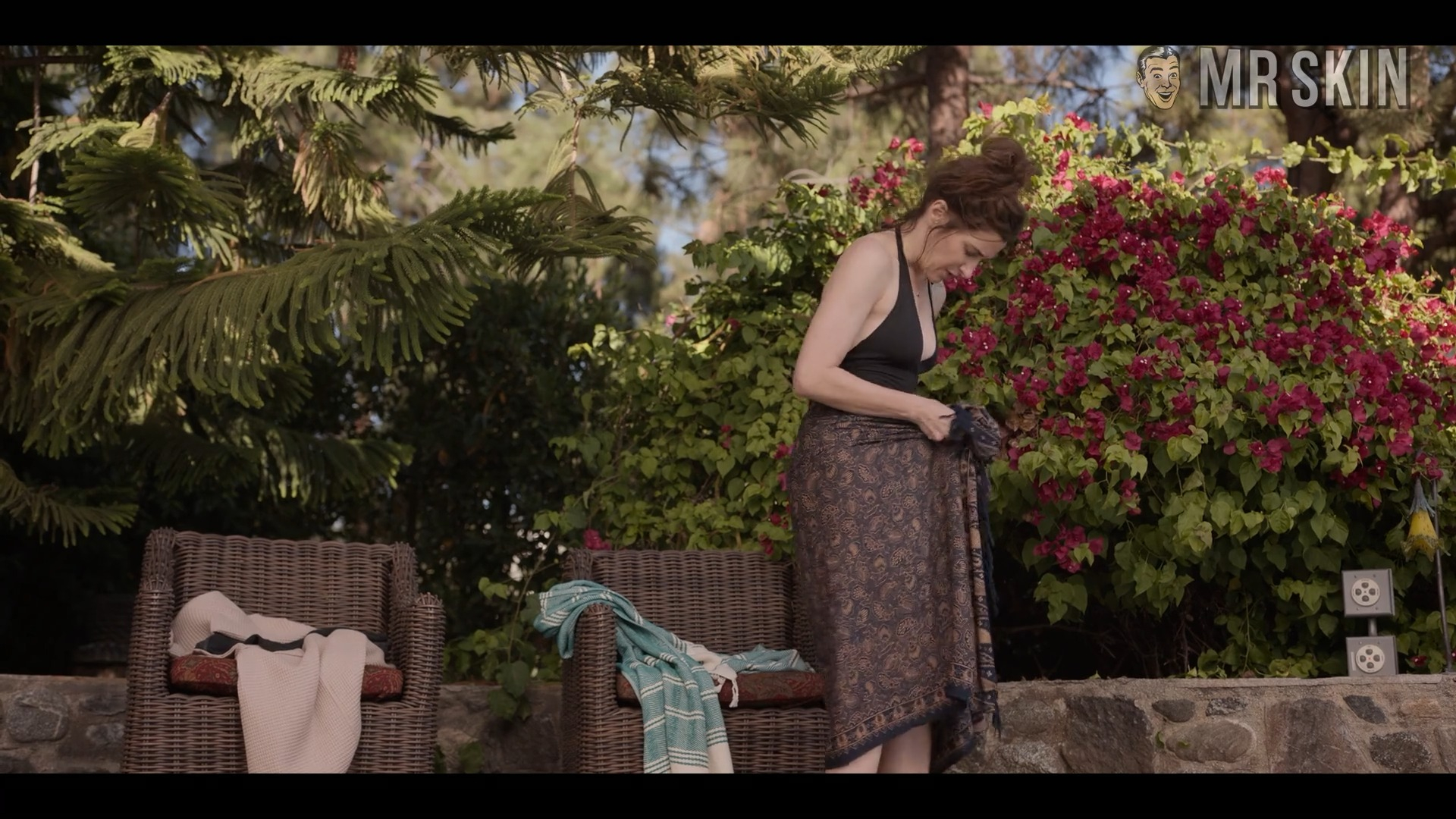 Sexiest Kathryn Hahn Scene in Tiny Beautiful Things. Sexy. 343633