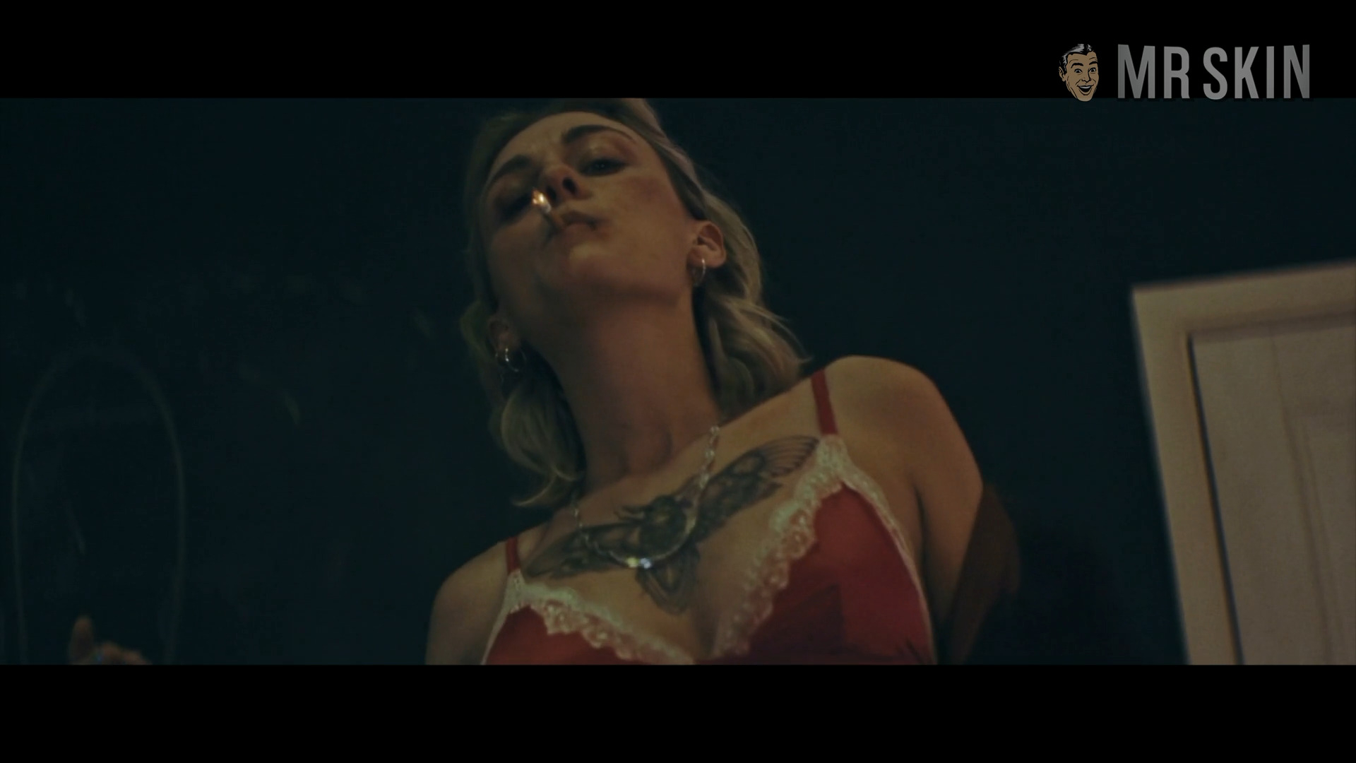 Sexiest Scenes of Tattoo Girl from God's Petting You. Sexy, Underwear, breasts. 344051
