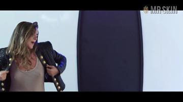 Isabelle Fuhrman in Sheroes (2023) Sexy Bikini Sexy 344855