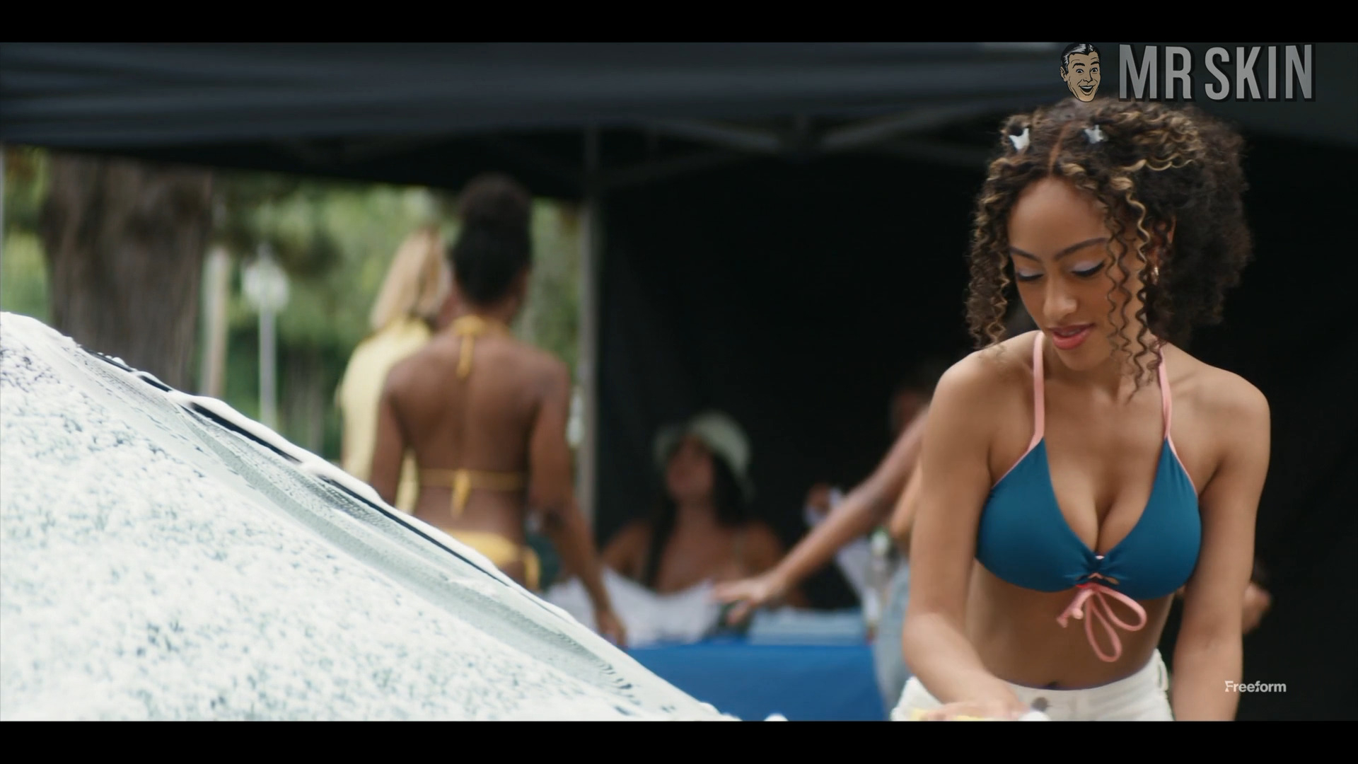Sexiest Scenes of Isabella LaRue from Cruel Summer. Bikini, Sexy. 344987