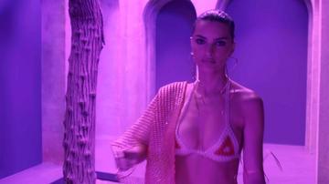 Emily Ratajkowski in Victoria's Secret: The Tour '23 (2023) Bikini Bikini 345795