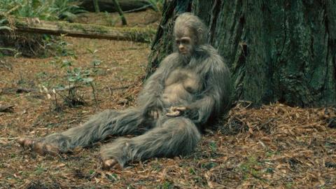 The Female from Sasquatch Sunset Naked. Breasts, Prosthetic, bush, butt. 349145