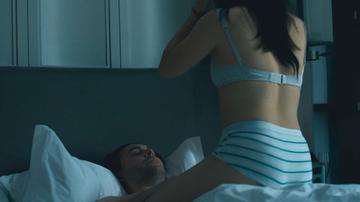 Ji-young Yoo in Expats (2024) Underwear Bikini Breasts 347546