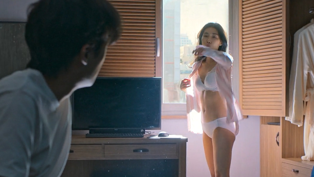 Hottest Choi Mi-geum Scene in A Killer Paradox. Underwear, breasts, butt. 347666