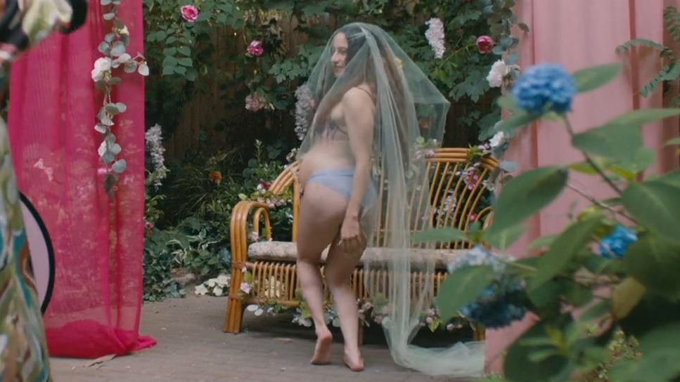 Hottest Ilana Glazer Scene in Babes. Underwear, breasts, left breast. 350924