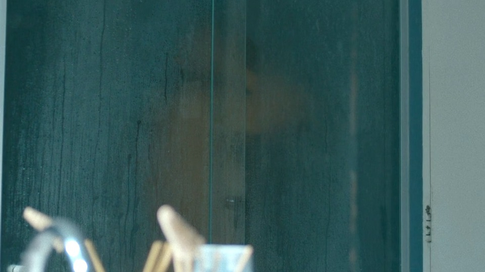 Desperate Lies's Sexiest Scenes with Juliana Paes. Sexy, breasts, right nipslip. 349824