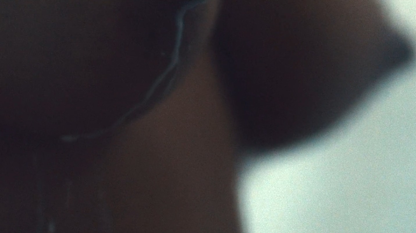 Juliana Paes Nude as Liana. Breasts, right nipslip, sexy. 349826