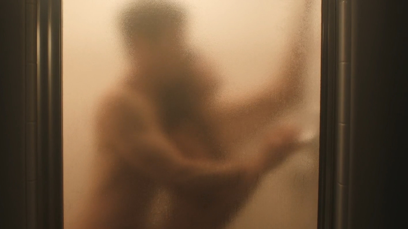 Sexiest Idina Menzel Scene in American Murderer. Sexy. 350029