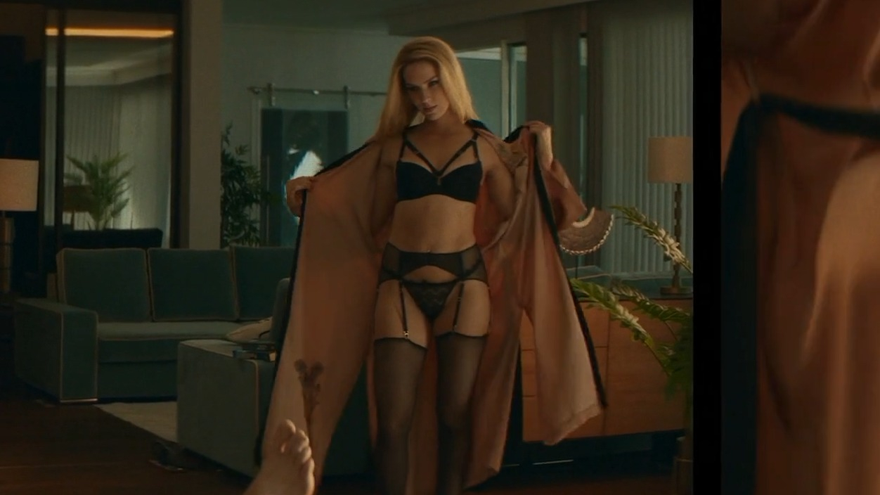 Hottest Scarlett Monaghan / Duchess Scenes. Thong, Underwear, bikini, breasts. 350685