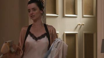 Julia Stockler in Scars of Beauty (2025) Sexy Bikini Sexy 352463