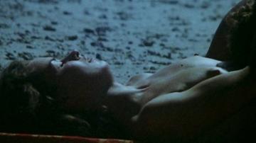 Elizabeth Loredan in Cheerleaders Beach Party (1978) Breasts Bikini Breasts 352917