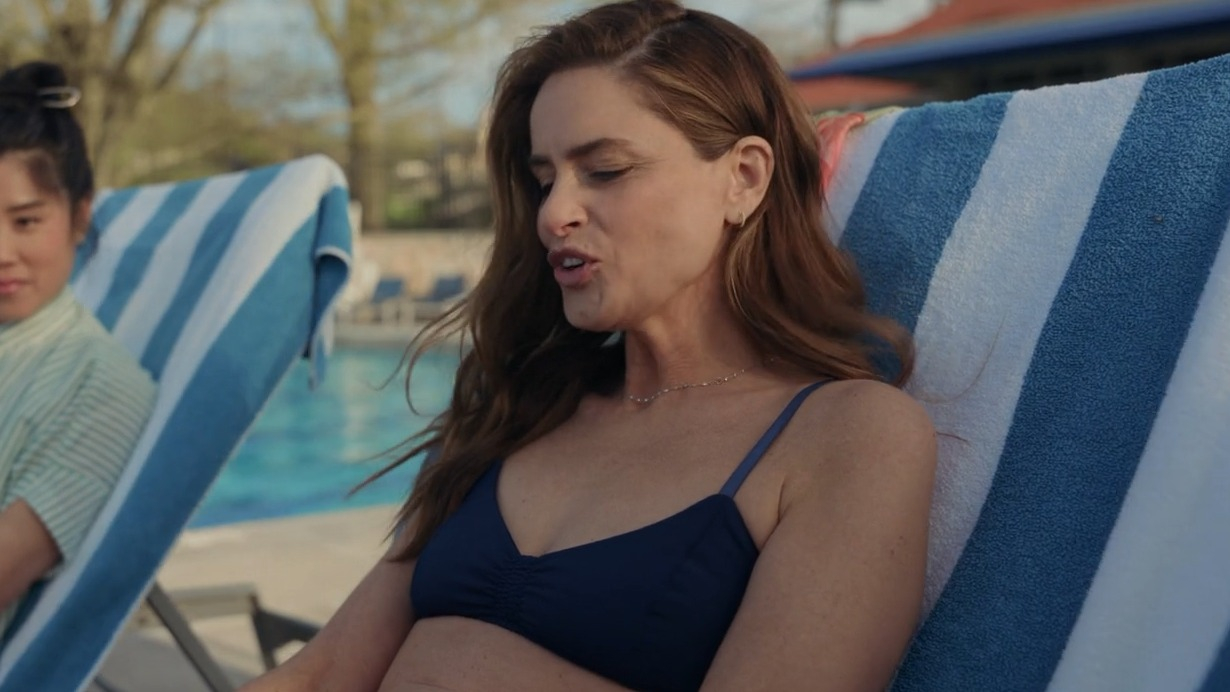 Olivia Munn, Amanda Peet, Rebecca Naomi Jones, Jordan Avery, Anna Osceola in Your Friends & Neighbors (2025) Sexy Bikini Bikini Breasts 352956