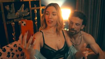 Sarah Felberbaum in Real Men (2025) Underwear Sexy Underwear 353423