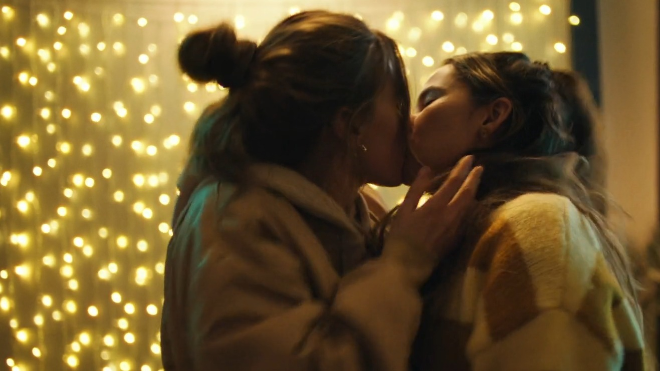 Carla Woodcock, Kat Sadler in Such Brave Girls (2023-2025) Lesbian Lesbian 353875