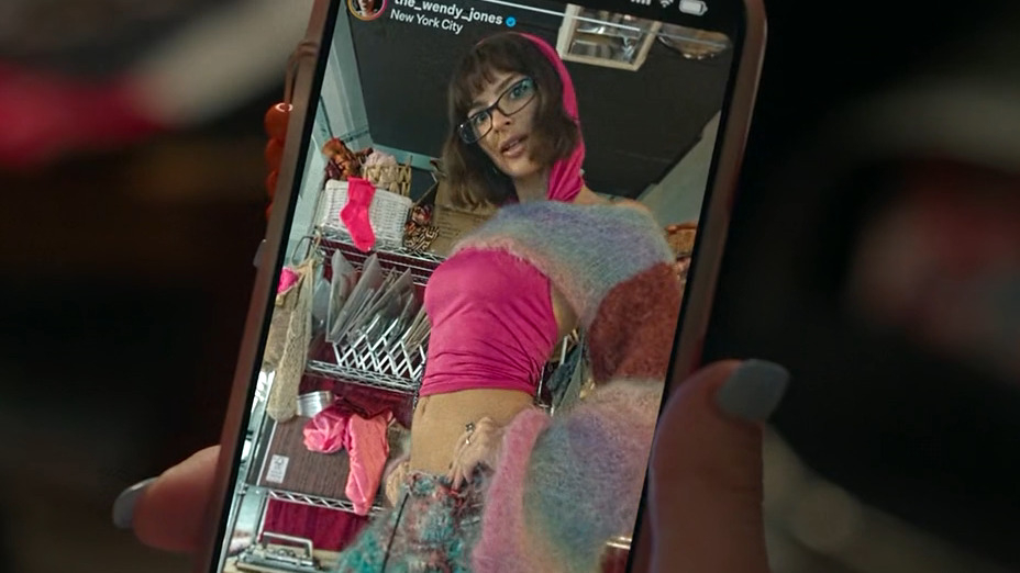 Sexiest Wendy Jones Scenes. Sexy, bikini, lesbian. 353926