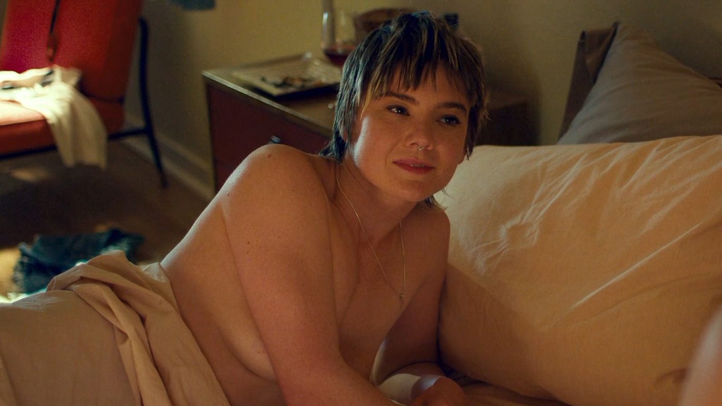 Margaret Qualley, Sarah J. Bartholomew in Honey Don't! (2025) Sexy Breasts Breasts Lesbian 354624